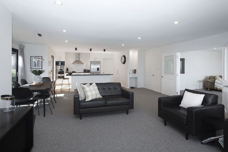 Photo of property in 6 Millway Place, Huntsbury, Christchurch, 8022