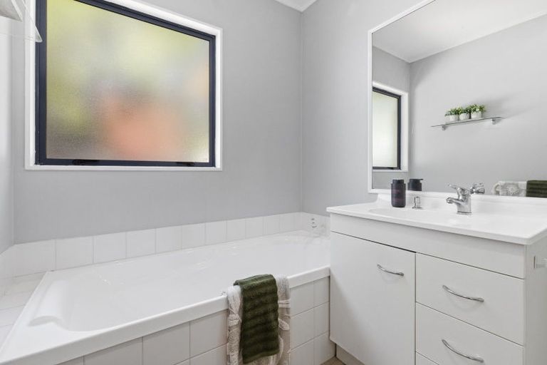 Photo of property in 22a Carlton Road, Pukekohe, 2120