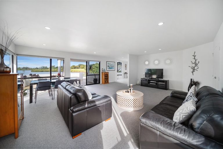 Photo of property in 177 Oakland Road, Karaka, Papakura, 2580