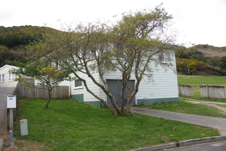 Photo of property in 13 Ngaturi Grove, Wainuiomata, Lower Hutt, 5014