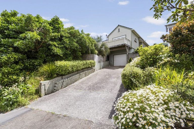 Photo of property in 201 Townsend Road, Miramar, Wellington, 6022