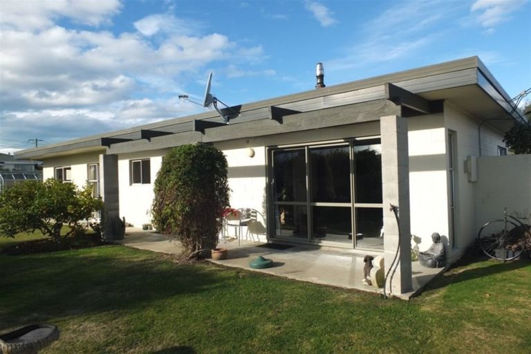 Photo of property in 6 Ivel Street, Oamaru North, Oamaru, 9400