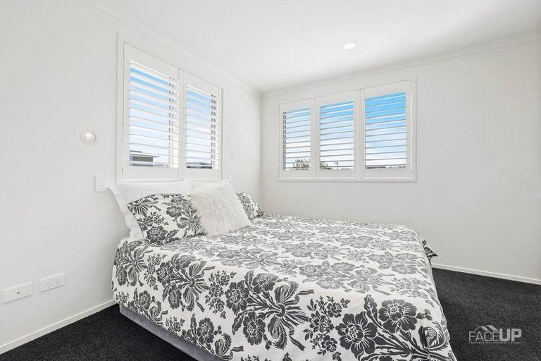 Photo of property in 17 Meteor Road, Hobsonville, Auckland, 0616