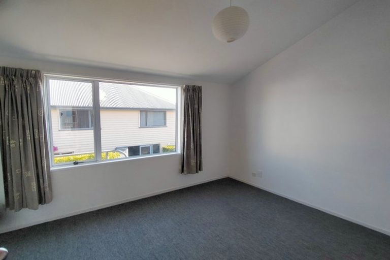 Photo of property in 2/27 Packe Street, Edgeware, Christchurch, 8013