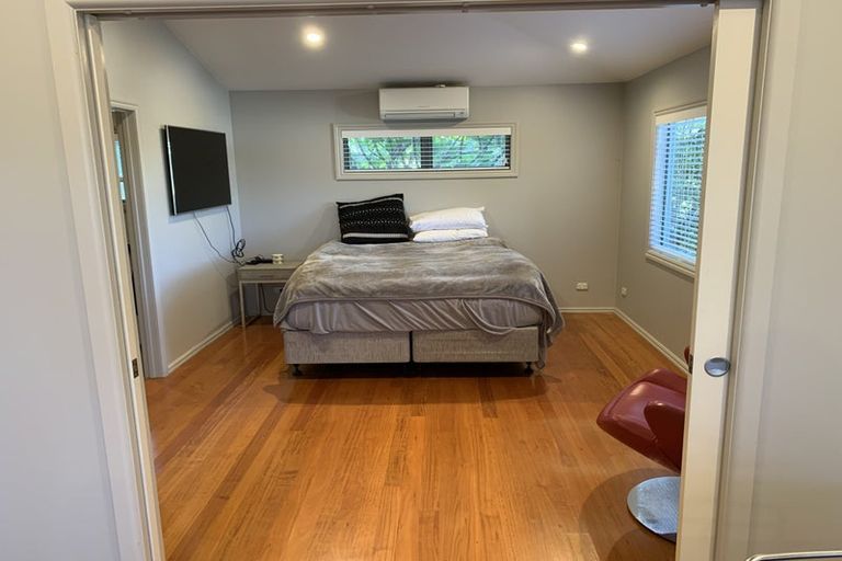 Photo of property in 34 Marellen Drive, Red Beach, 0932