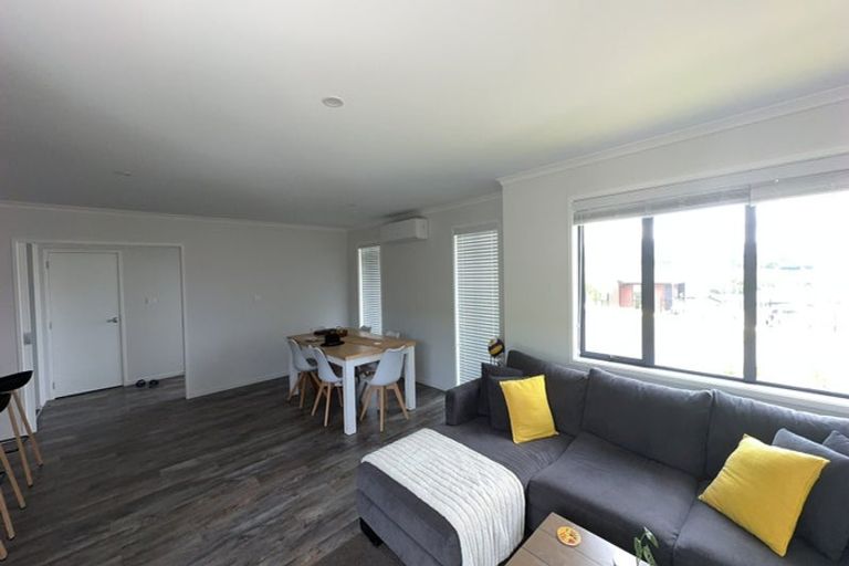 Photo of property in 10 Stingray Drive, Omokoroa, 3114