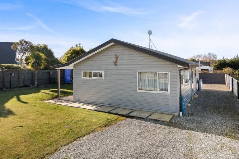 Photo of property in 122 Henry Street, Waikouaiti, 9510