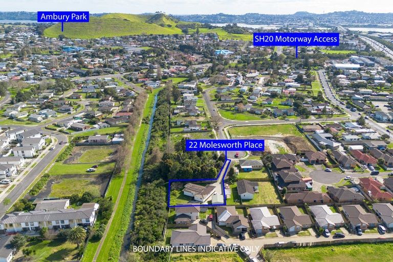 Photo of property in 22 Molesworth Place, Mangere, Auckland, 2022
