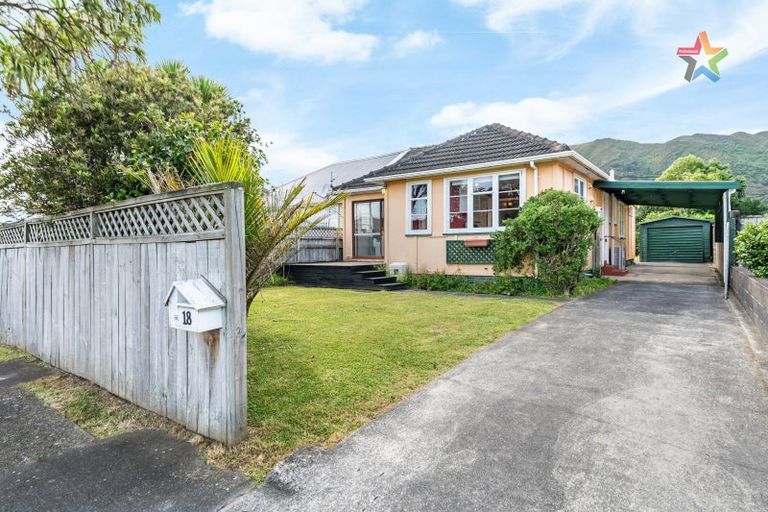Photo of property in 18 Atiawa Crescent, Waiwhetu, Lower Hutt, 5010