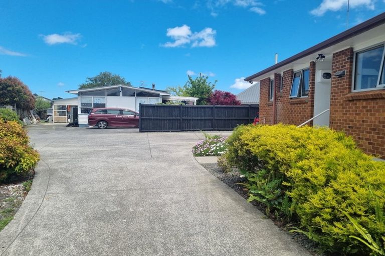 Photo of property in 1/13 Studfall Street, Pakuranga Heights, Auckland, 2010