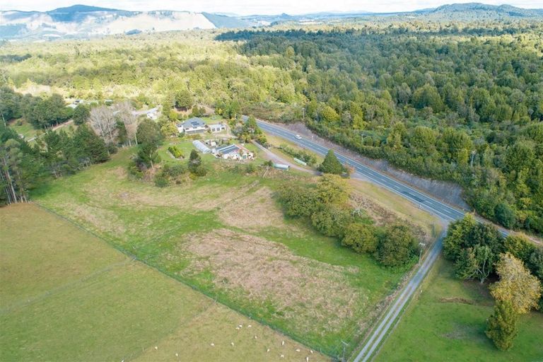 Photo of property in 938 State Highway 5, Hamurana, Rotorua, 3072