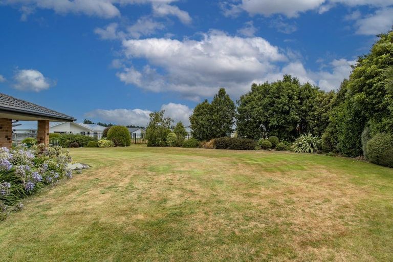 Photo of property in 8 Teviotview Place, Amberley, 7410