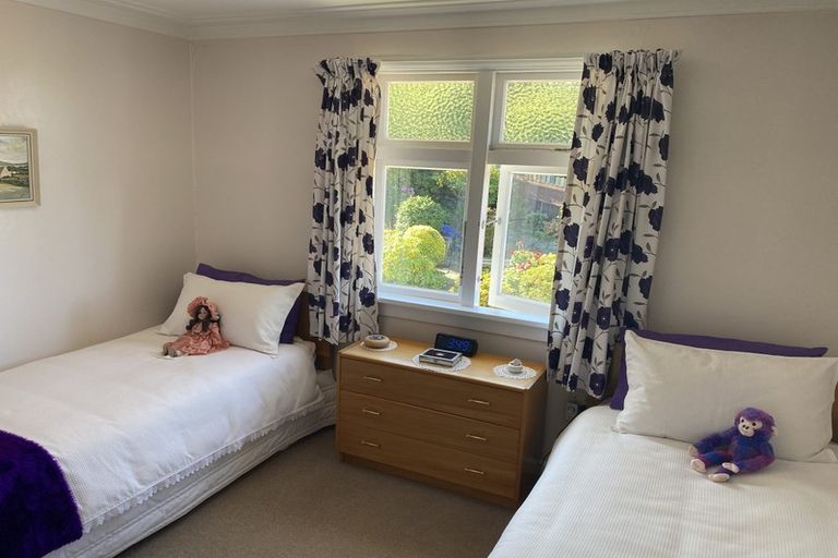 Photo of property in 16 Lisburn Avenue, Caversham, Dunedin, 9012