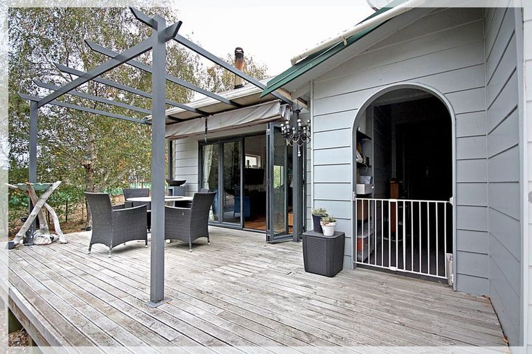 Photo of property in 332 Foxton Shannon Road, Foxton, 4893