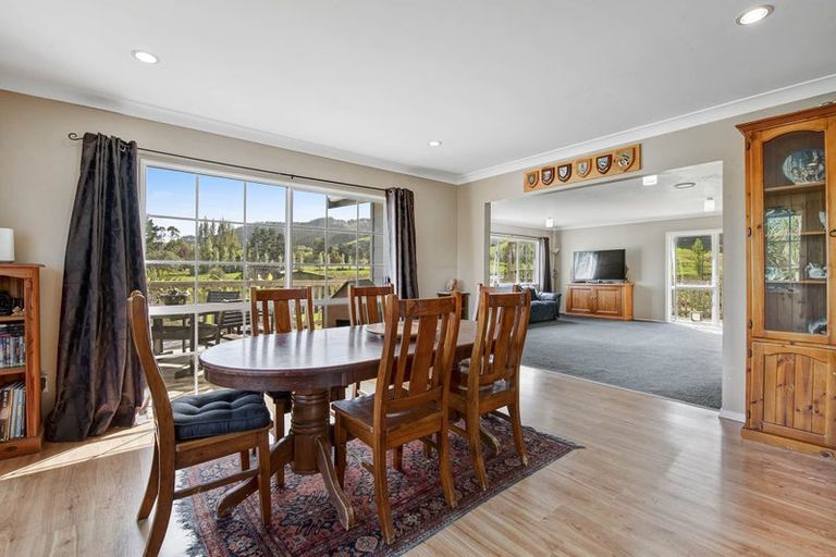 Photo of property in 2832 Kaipara Coast Highway, Glorit, Warkworth, 0984