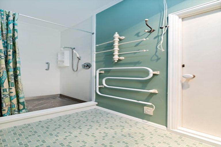 Photo of property in 149 Titirangi Road, New Lynn, Auckland, 0600