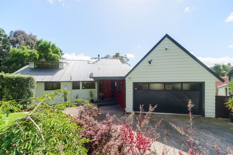 Photo of property in 120 Atawhai Road, Fitzherbert, Palmerston North, 4410