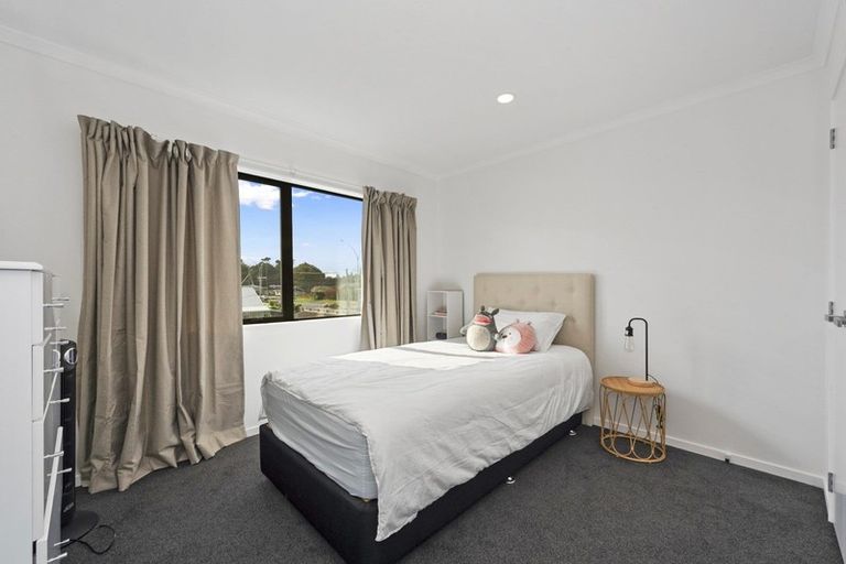 Photo of property in 2/39 Morrinsville Road, Hillcrest, Hamilton, 3216