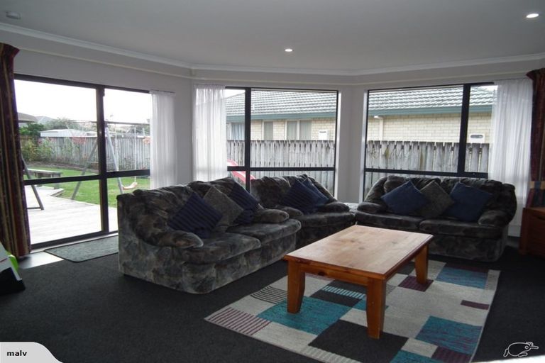 Photo of property in 34 Farnborough Drive, Nawton, Hamilton, 3200