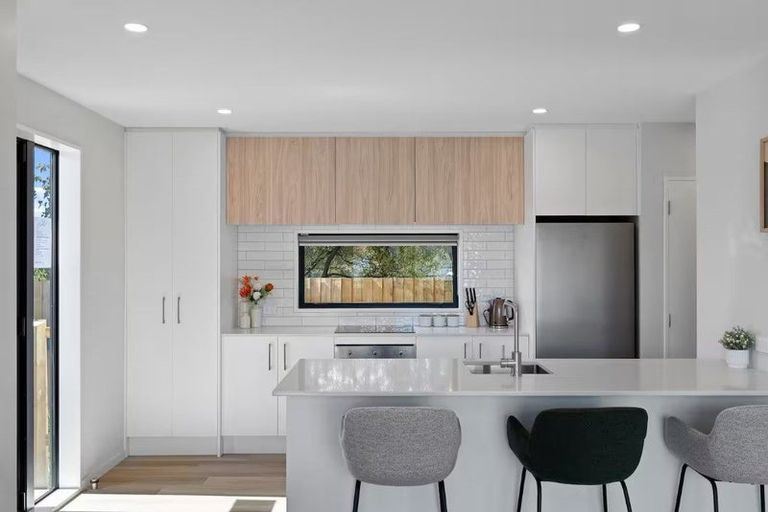 Photo of property in 4/32 Hammersley Avenue, Shirley, Christchurch, 8013