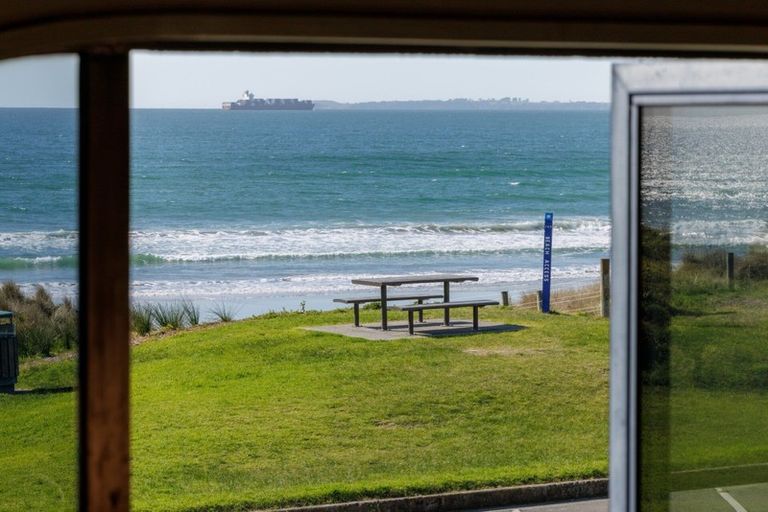 Photo of property in 207c Marine Parade, Mount Maunganui, 3116