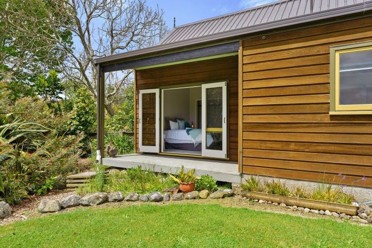 Photo of property in 123 North Manakau Road, Manakau, Levin, 5573