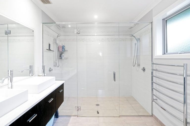 Photo of property in 12 Heaphy Court, Rolleston, 7614