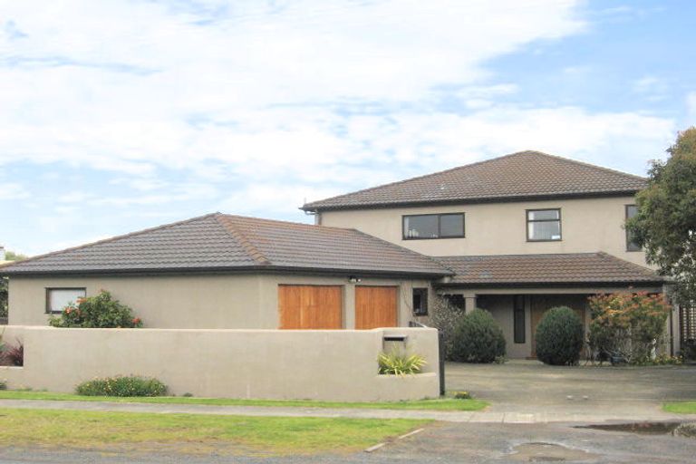 Photo of property in 17 Paku Drive, Tairua, 3508