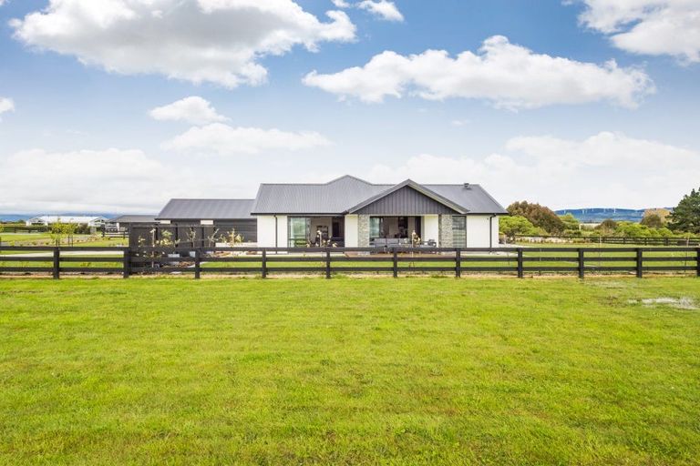 Photo of property in 65 Hartwell Drive, Kelvin Grove, Palmerston North, 4470