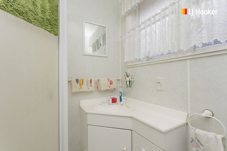 Photo of property in 38 Balmain Street, Halfway Bush, Dunedin, 9010