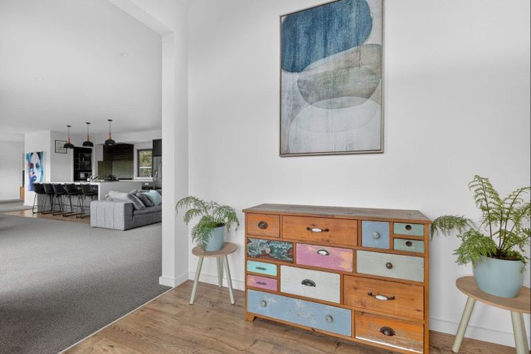 Photo of property in 37 Jarrett Terrace, Leamington, Cambridge, 3432