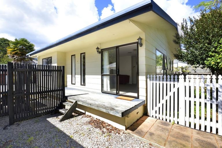 Photo of property in 3/18 Arapiki Road, Stoke, Nelson, 7011