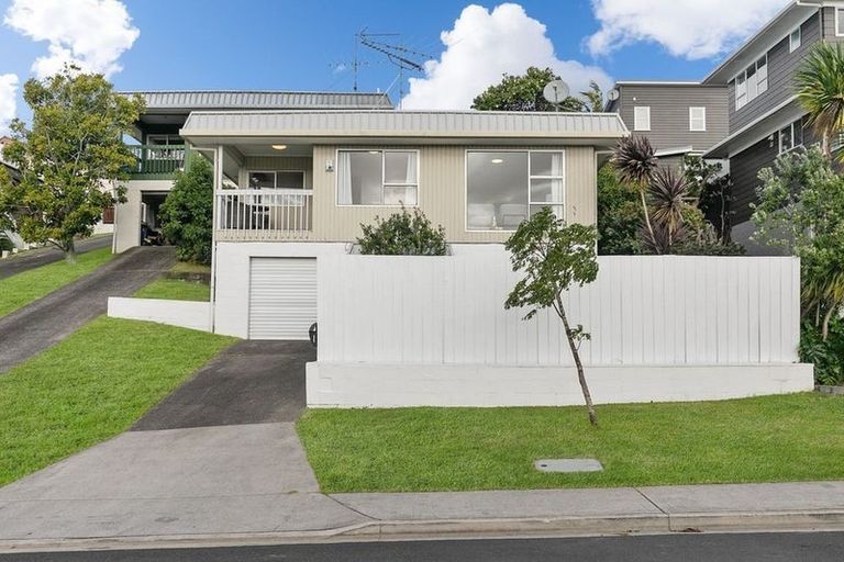 Photo of property in 45a Shanaway Rise, Hillcrest, Auckland, 0627