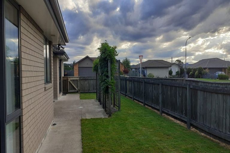 Photo of property in 62 Carroll Place, Owhata, Rotorua, 3010