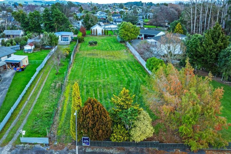 Photo of property in 25 Cambridge Street, Pahiatua, 4910