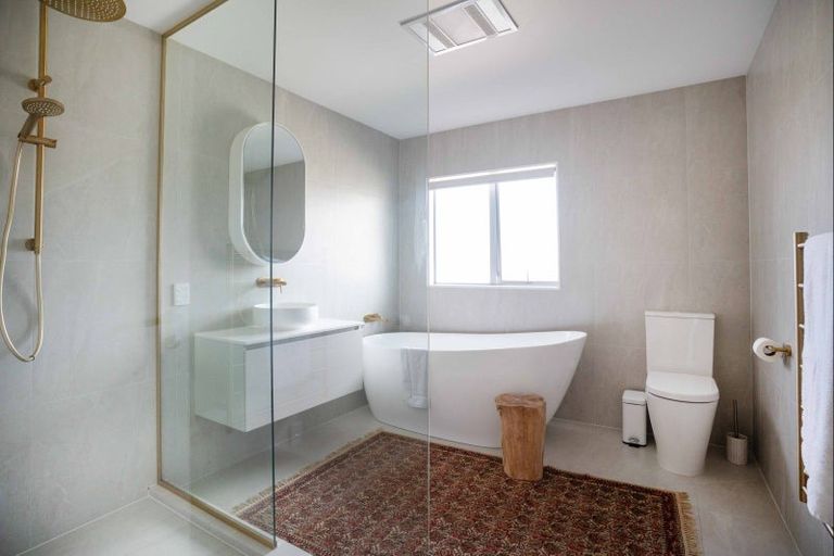 Photo of property in 4 Brandon Road, Manly, Whangaparaoa, 0930