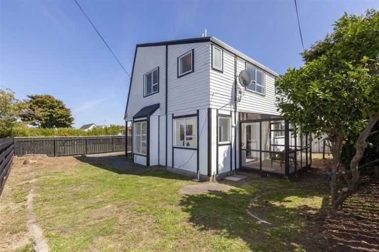 Photo of property in 11a Warrimoo Street, Paraparaumu, 5032