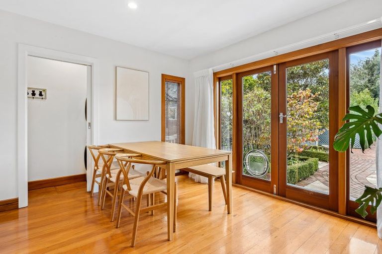 Photo of property in 84 Saint Martins Road, Saint Martins, Christchurch, 8022