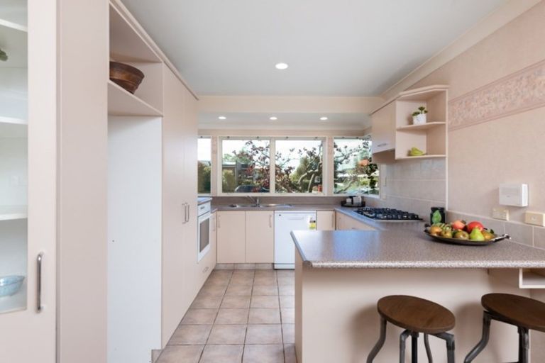 Photo of property in 17 Lilac Place, Otumoetai, Tauranga, 3110
