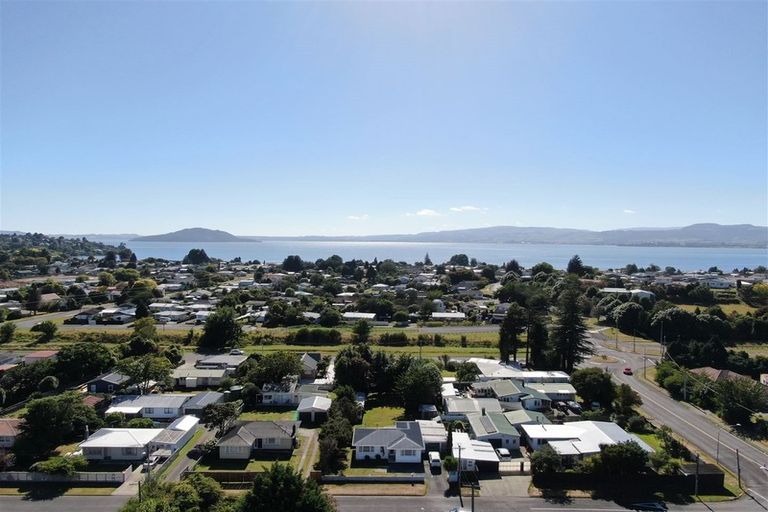 Photo of property in 1a Walker Road, Fairy Springs, Rotorua, 3015
