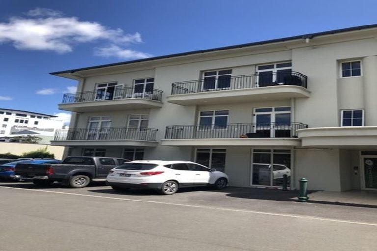 Photo of property in 2e/11 London Street, Hamilton Central, Hamilton, 3204