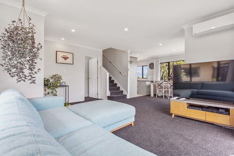 Photo of property in 22b Bleakhouse Road, Howick, Auckland, 2014