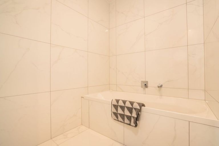 Photo of property in 14 Aero Place, Takanini, 2112