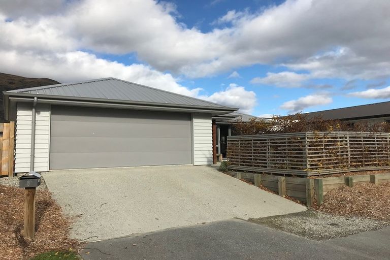 Photo of property in 8 Cheltenham Road, Lower Shotover, Queenstown, 9304