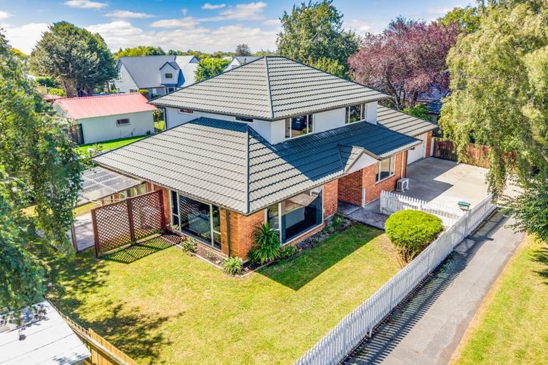 Photo of property in 64 Bevington Street, Avonhead, Christchurch, 8042