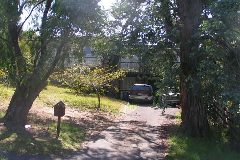 Photo of property in 37 Richards Avenue, Forrest Hill, Auckland, 0620