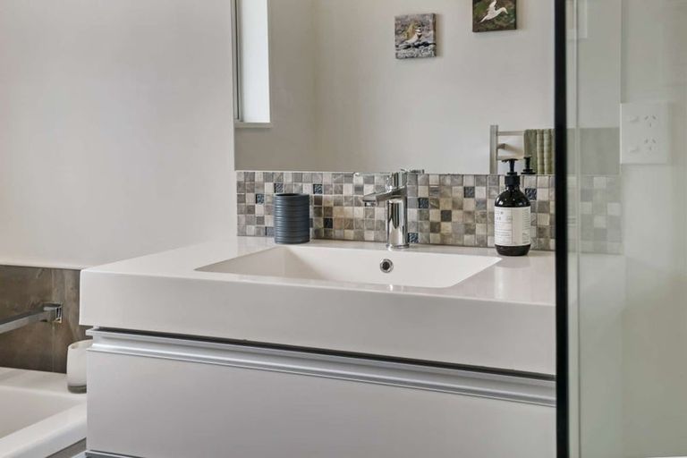 Photo of property in 8 Crampton Close, Kaiapoi, 7630