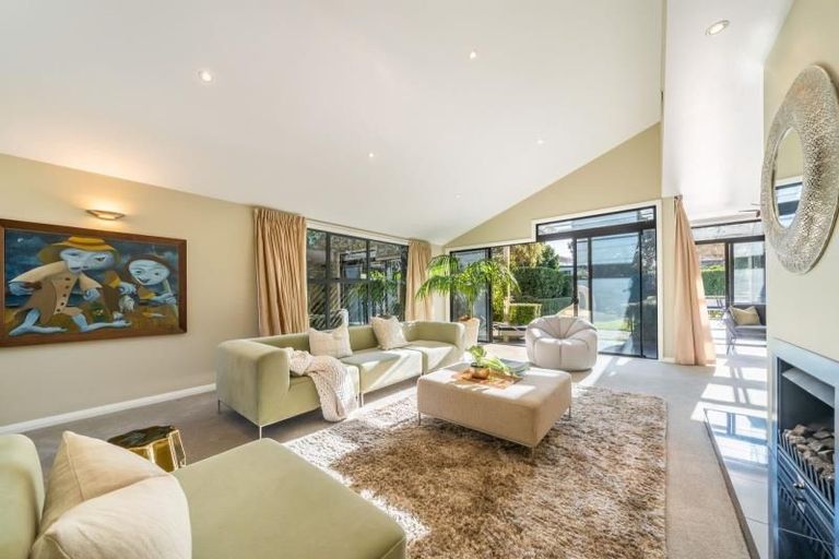 Photo of property in 87a Waterloo Road, Hutt Central, Lower Hutt, 5010