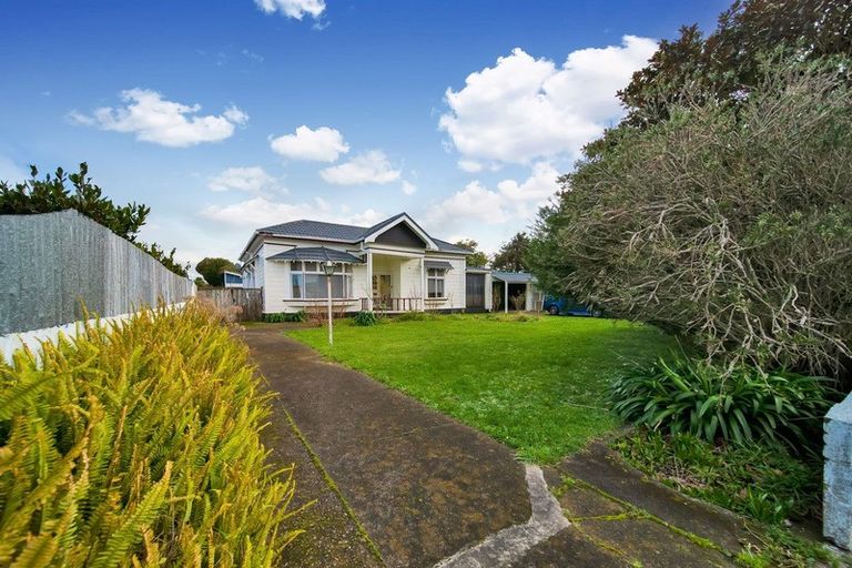 Photo of property in 25 Argyle Street, Hawera, 4610