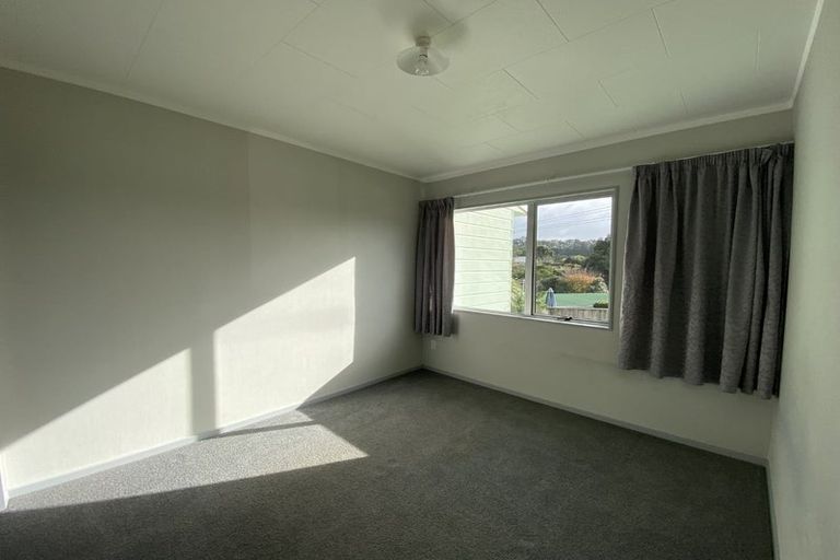 Photo of property in 4 Euclid Street, Vogeltown, New Plymouth, 4310